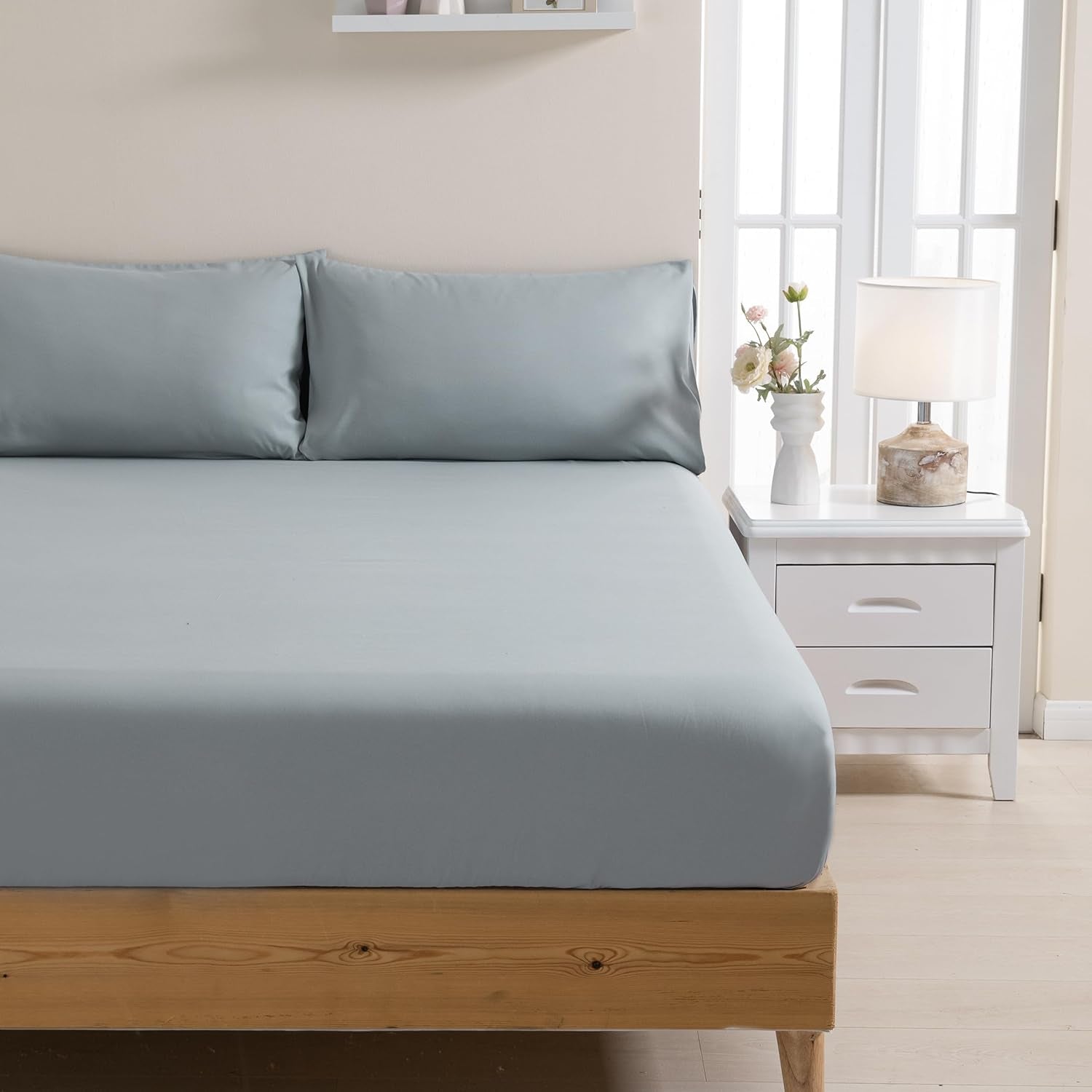 Twin Fitted Sheet Only, Gray Microfiber Bed Sheets - Deep Pocket - Ultra Soft - Easy Care (Gray, Twin)